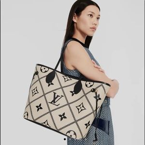 SOLD- 100% NWT authentic Louis Vuitton leather Neverfull MM Limited Edition